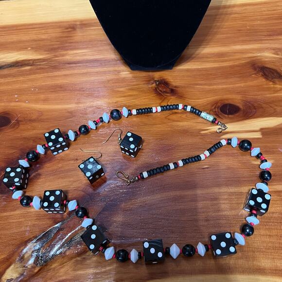 Vtg Handmade Dice Black Beaded Necklace Dangle Earrings Set Screw Poker Cards - Picture 2 of 8